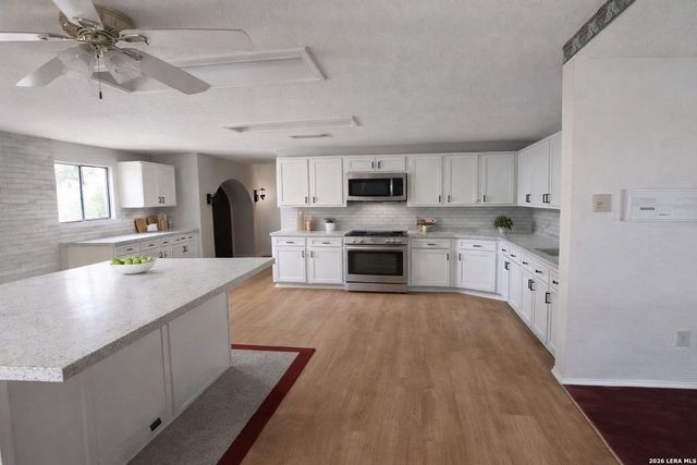 3919 Creek Spg, San Antonio, TX 78230