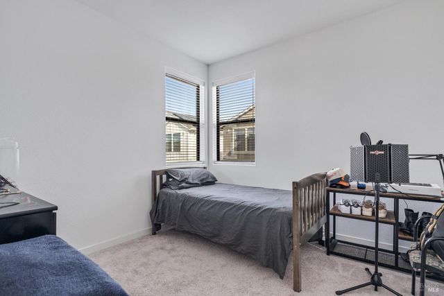 1594 NE Waterside Ln NE, Rohnert Park, CA 94928