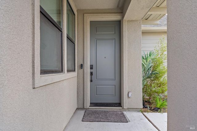 1594 NE Waterside Ln NE, Rohnert Park, CA 94928