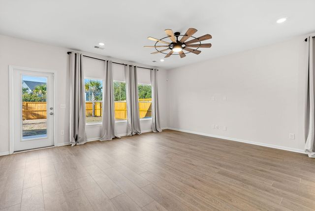 104 Country Gate Lane, Summerville, SC 29485