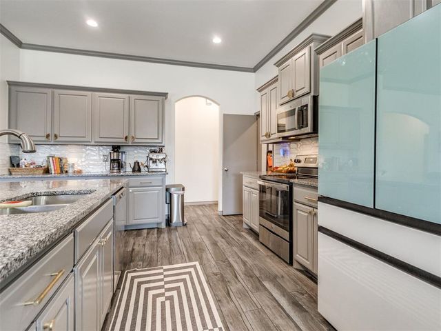 19790 E Robinson Street, Norman, OK 73026