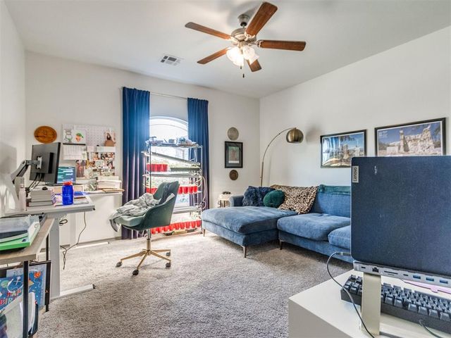 19790 E Robinson Street, Norman, OK 73026