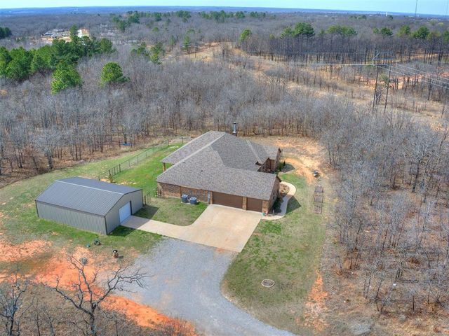 19790 E Robinson Street, Norman, OK 73026