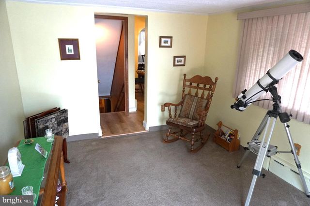 20 CORAL DR, Hamilton, NJ 08619