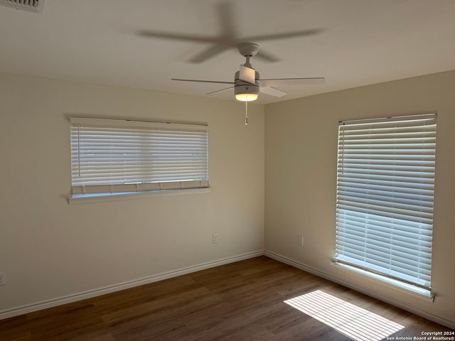 1703 SEARCY DR, San Antonio, TX 78232