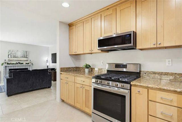 27923 Redwood Glen Road, Valencia, CA 91354