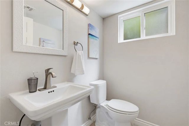 27923 Redwood Glen Road, Valencia, CA 91354