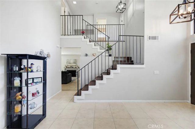 27923 Redwood Glen Road, Valencia, CA 91354