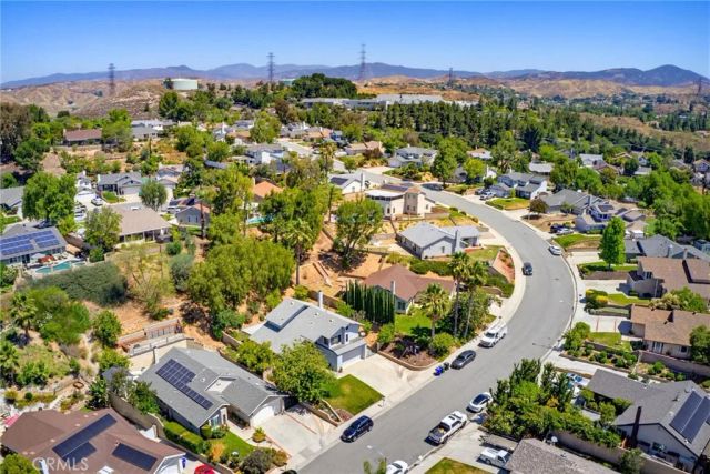 27923 Redwood Glen Road, Valencia, CA 91354