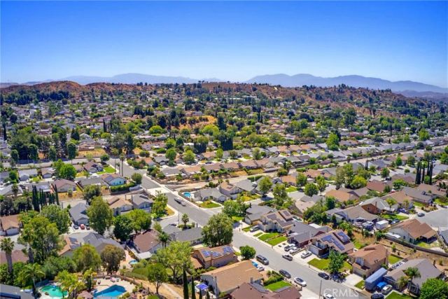 27923 Redwood Glen Road, Valencia, CA 91354