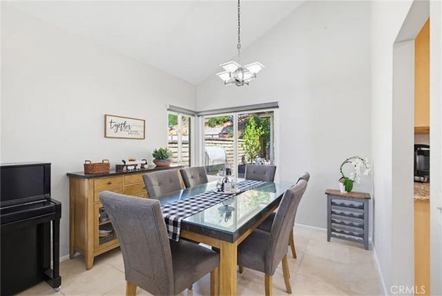 27923 Redwood Glen Road, Valencia, CA 91354