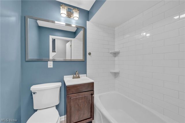 2820 Fort Island Drive, Fairlawn, OH 44333