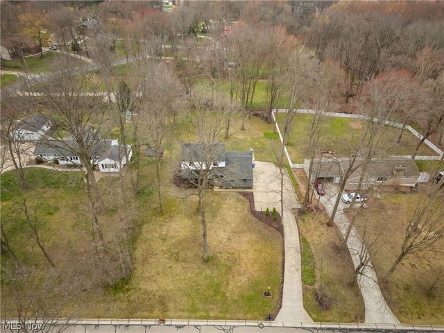 2820 Fort Island Drive, Fairlawn, OH 44333