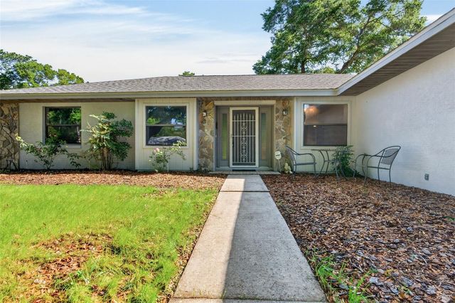 2393 W FAIRWAY LOOP, Citrus Springs, FL 34434