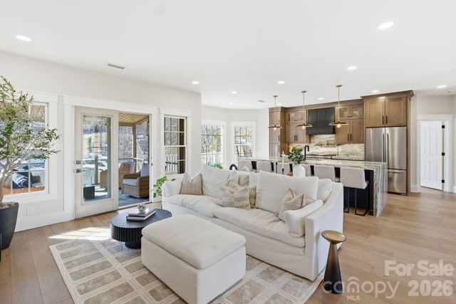 388 Ponderosa Circle, Mooresville, NC 28117