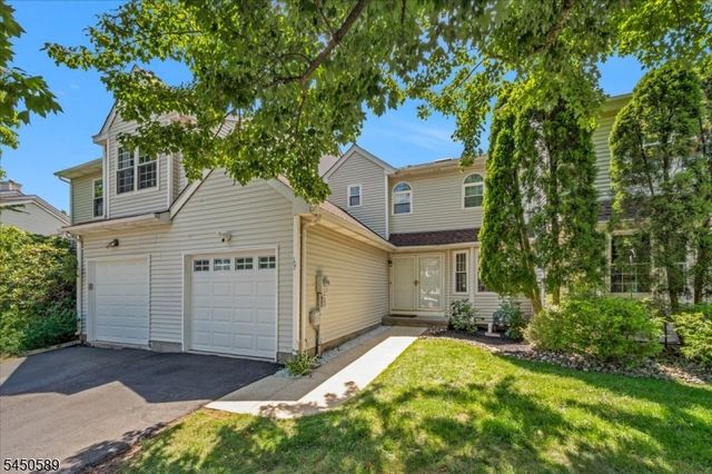 107 Choctaw Ridge Rd, Branchburg Twp., NJ 08876