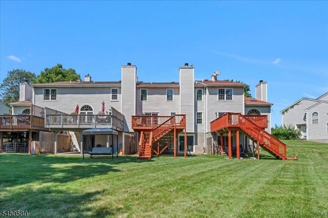 107 Choctaw Ridge Rd, Branchburg Twp., NJ 08876