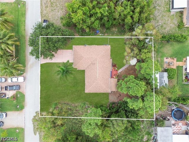 8434 Butternut RD, Fort Myers, FL 33967