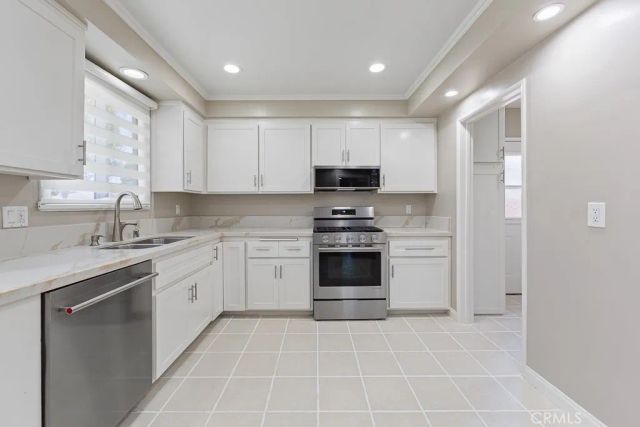 18406 Florwood Avenue, Torrance, CA 90504