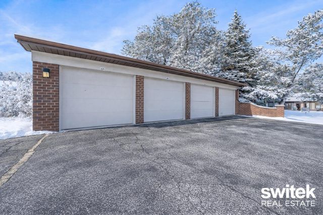 202 Bona Vista Drive NW, Grand Rapids, MI 49504