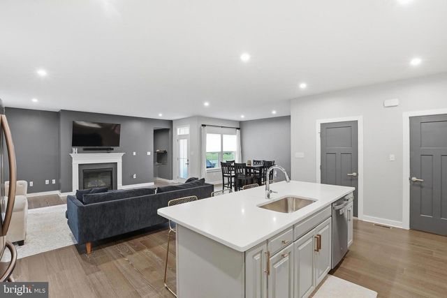 649 SPRING HOLLOW DR, Middletown, DE 19709