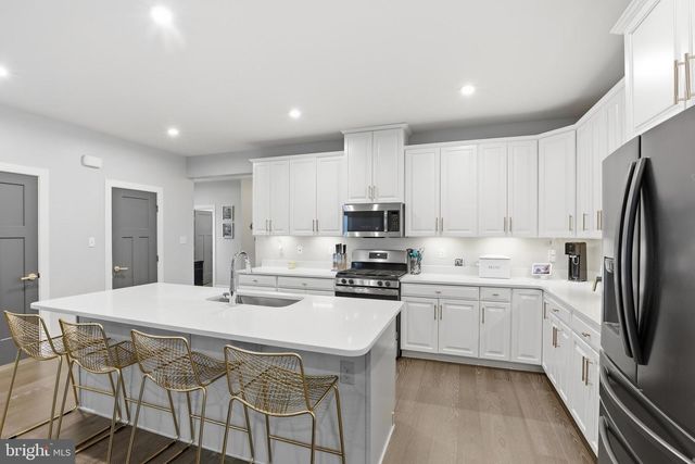 649 SPRING HOLLOW DR, Middletown, DE 19709