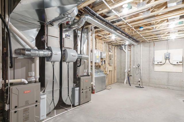 6800 N PURDY PARKWAY, Appleton, WI 54913