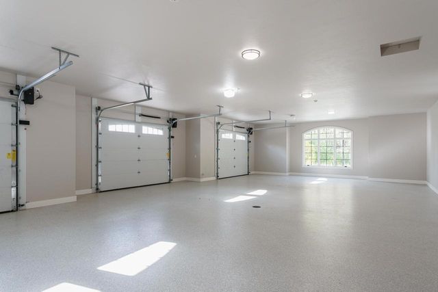 6800 N PURDY PARKWAY, Appleton, WI 54913