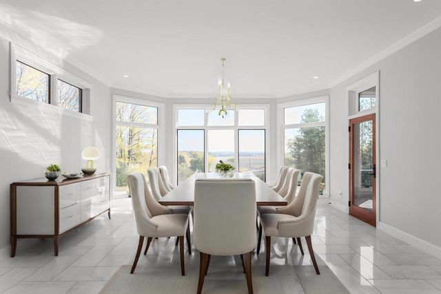 6800 N PURDY PARKWAY, Appleton, WI 54913