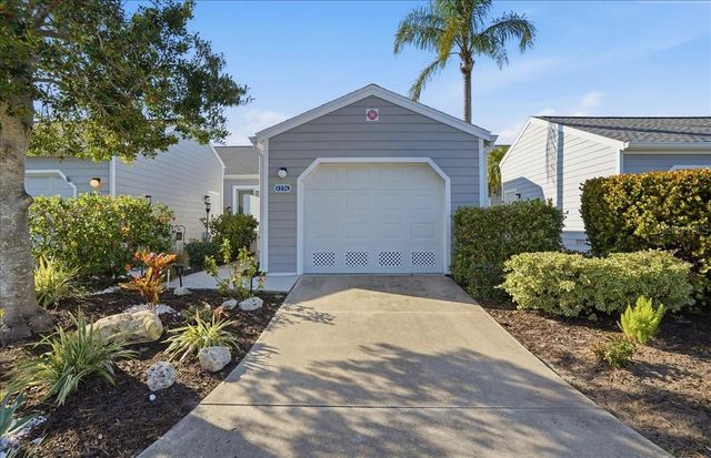 1276 SPOONBILL LANDINGS CIRCLE, Bradenton, FL 34209