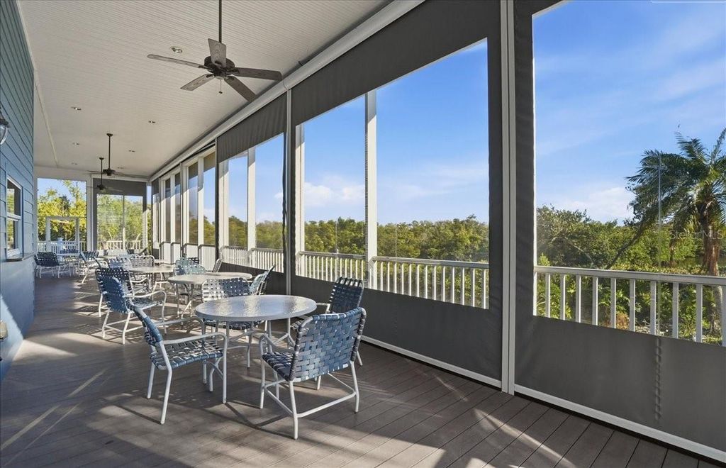 Image 41 of property listing at 1276 SPOONBILL LANDINGS CIRCLE, Bradenton, FL 34209