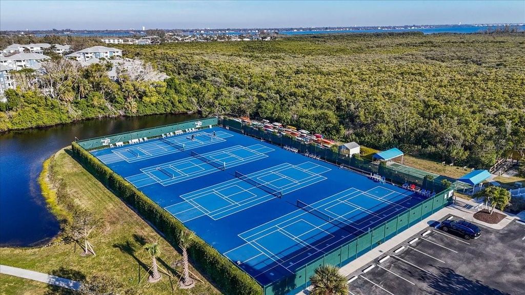 Image 50 of property listing at 1276 SPOONBILL LANDINGS CIRCLE, Bradenton, FL 34209