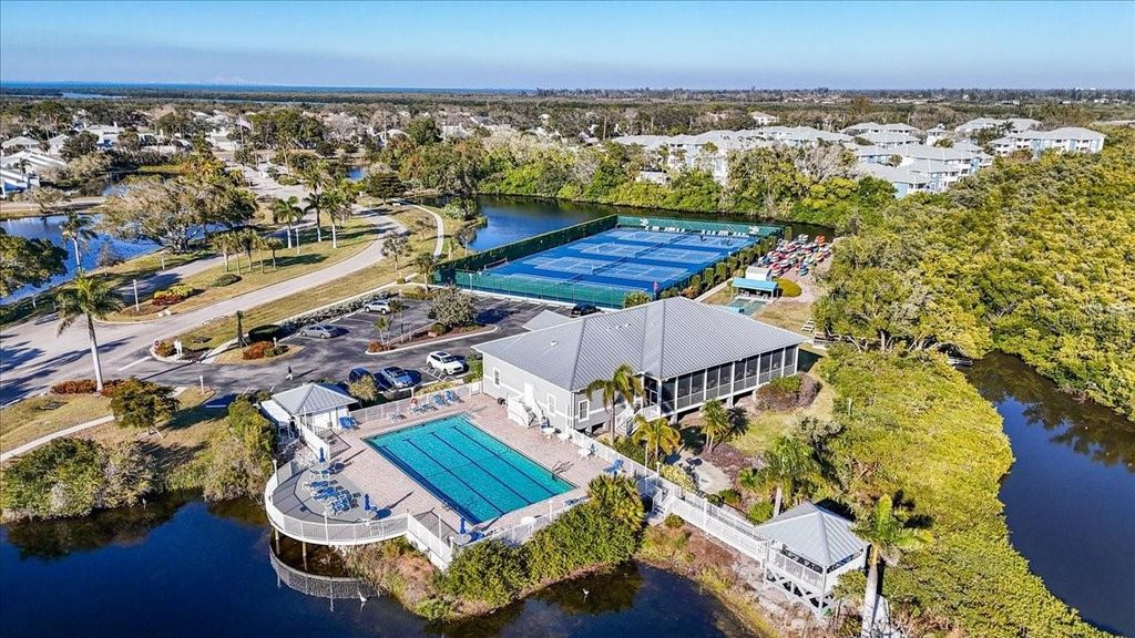 Image 51 of property listing at 1276 SPOONBILL LANDINGS CIRCLE, Bradenton, FL 34209