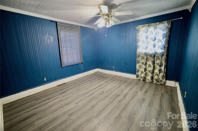 7633 Gwynne Hill Road, Charlotte, NC 28215