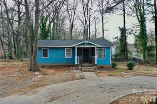 7633 Gwynne Hill Road, Charlotte, NC 28215