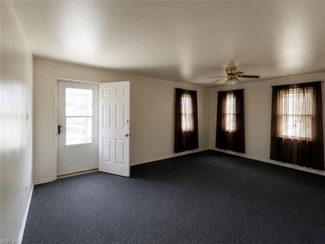 310 S College DR, Franklin, VA 23851
