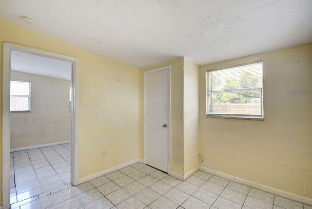 1109 S E Street, Lake Worth Beach, FL 33460