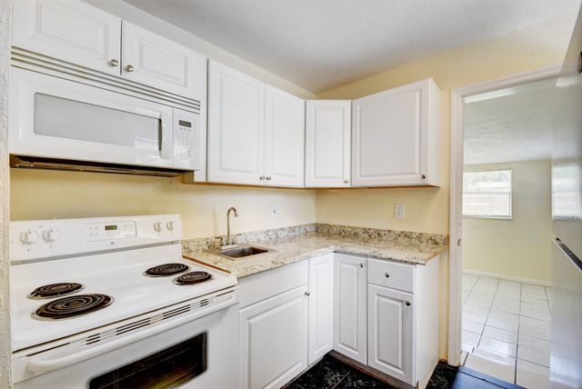 1109 S E Street, Lake Worth Beach, FL 33460