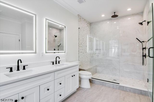 74 Hillside Ave, Livingston Twp., NJ 07039