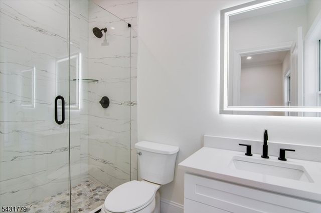 74 Hillside Ave, Livingston Twp., NJ 07039