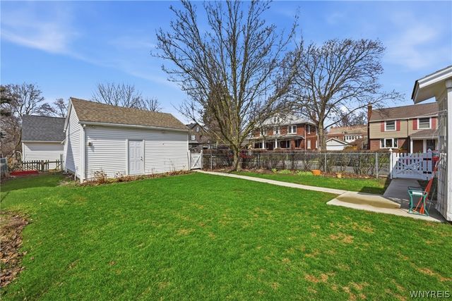 4140 Lewiston Road, Niagara Falls, NY 14305