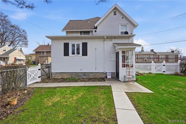4140 Lewiston Road, Niagara Falls, NY 14305