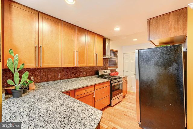 6716 STOCKTON LN, Hyattsville, MD 20784