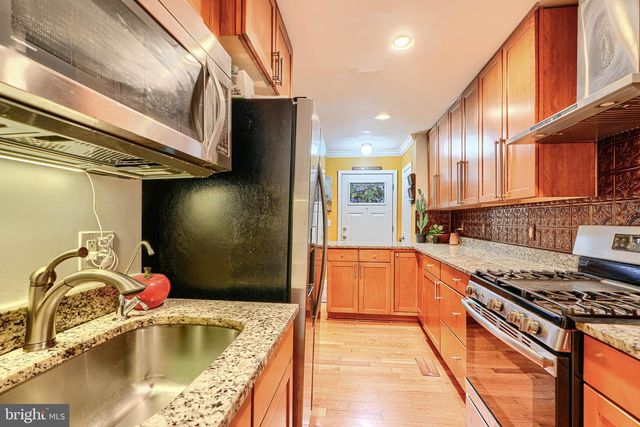 6716 STOCKTON LN, Hyattsville, MD 20784