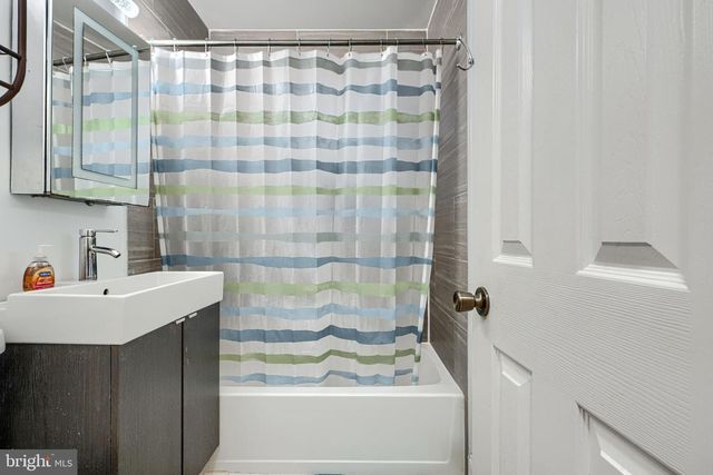 6716 STOCKTON LN, Hyattsville, MD 20784