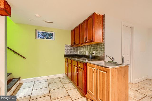 6716 STOCKTON LN, Hyattsville, MD 20784