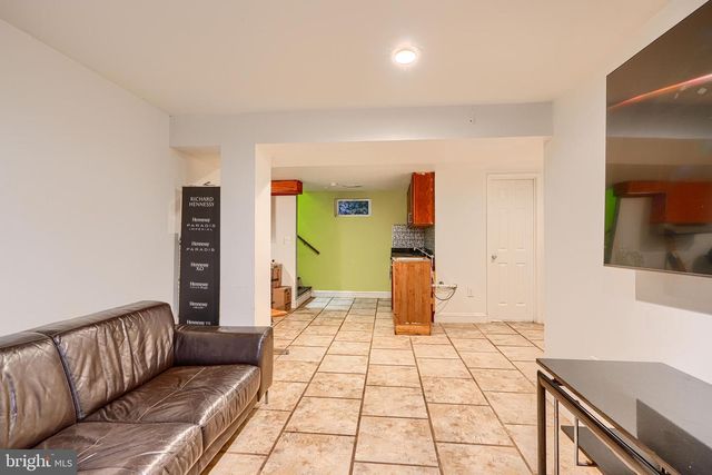 6716 STOCKTON LN, Hyattsville, MD 20784