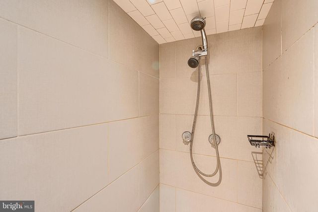 6716 STOCKTON LN, Hyattsville, MD 20784