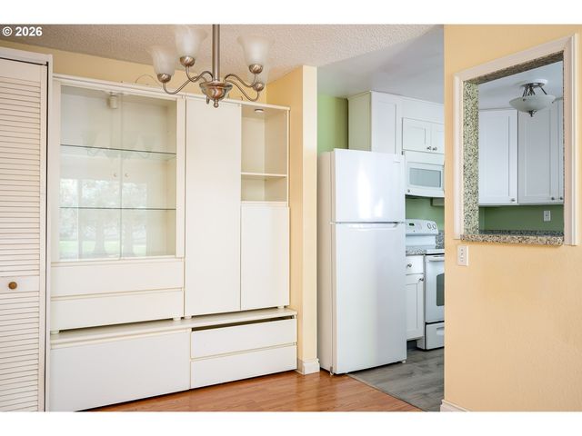 5470 Sw ALGER Ave A3, Beaverton, OR 97005