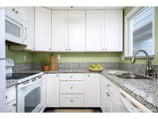5470 Sw ALGER Ave A3, Beaverton, OR 97005